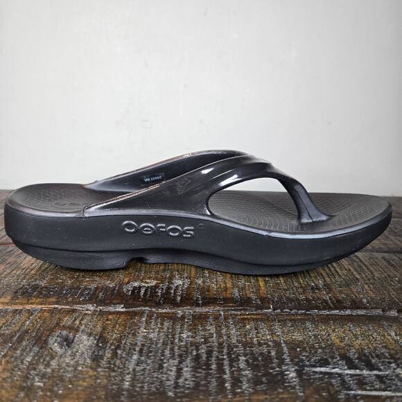 NEW Oofos Oolala Womens Size 9 Recovery Slip-On Comfort Flip Flops Sandals Black - Picture 8 of 12